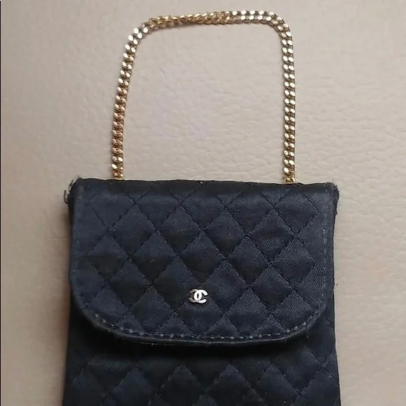 π₯Vintage Chanel Black Quilted Micro Mini Purse - Picture 6 of 12